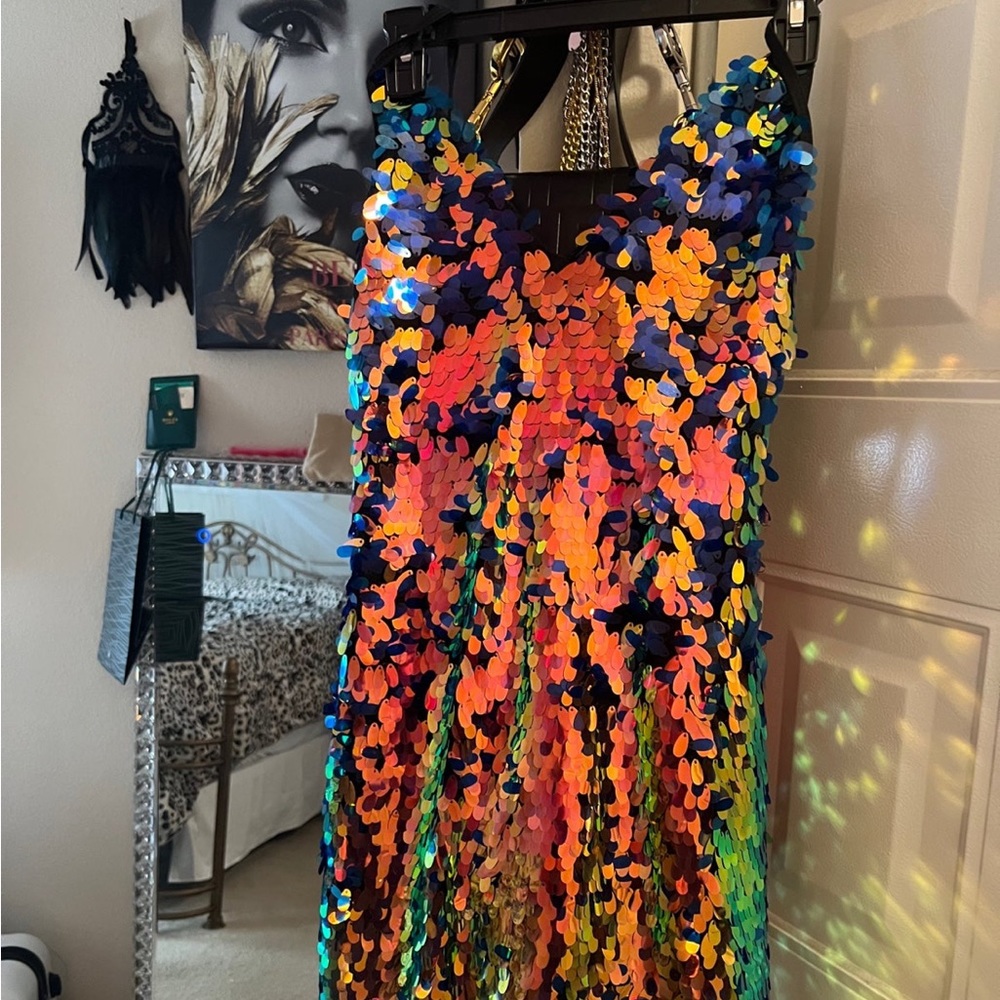 Hustler dress size large but fits like medium. Never worn